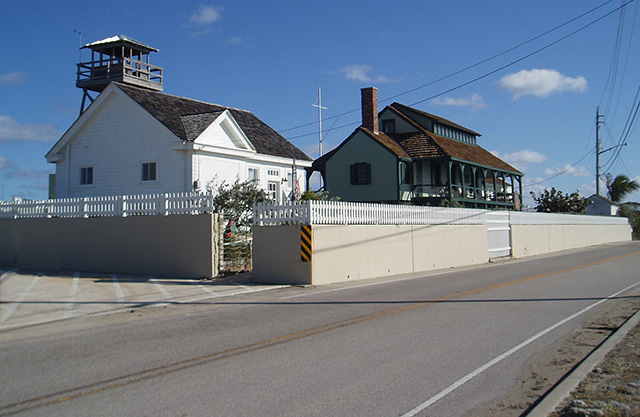 Gilbert's Bar House of Refuge - Historical Site